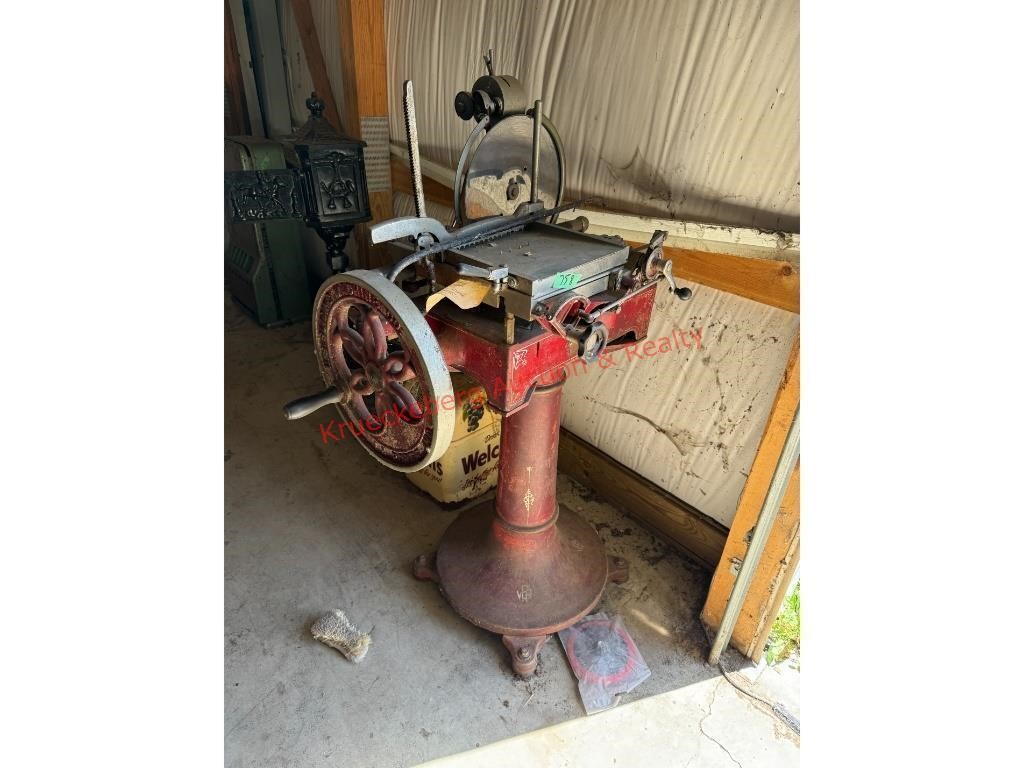 Antique U.S. Slicing Machine