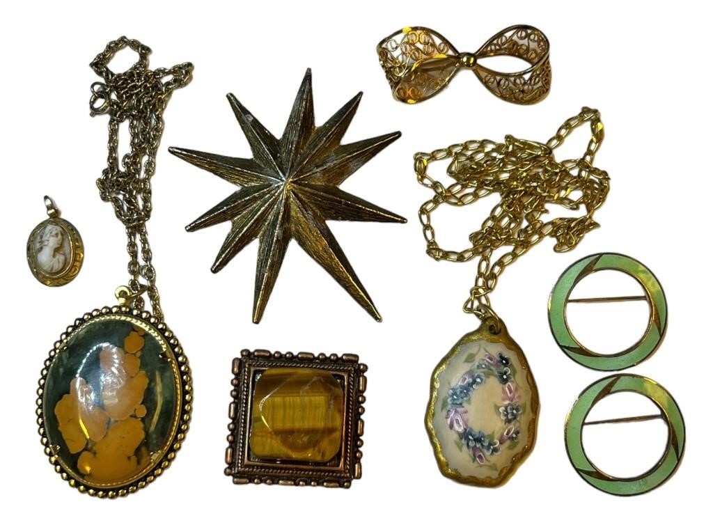 Variety of Pendants & Pins