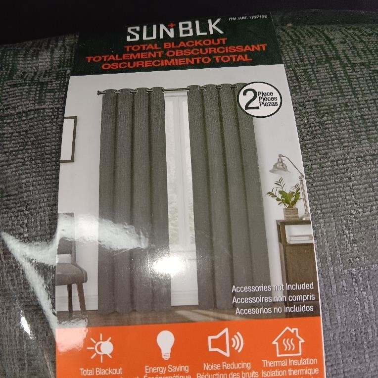 SUN BLK 2PC TOTAL BLACKOUT CURTAINS 52in X 84in