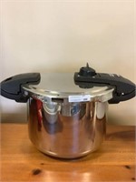 T-Fal Optina Ultra Safe Pressure cooker 10"x7"h