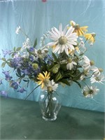 Daisy decor in clear vase, 20 inches tall 18