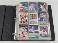 BINDER FULL OF ASSORTED BASEBALL CARDS