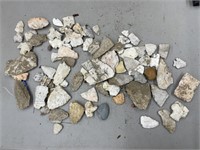 Various Rocks & Arrowheads
