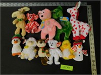 Lot of Holiday Beanie Babies , Easter Valentines