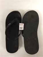 FINAL SALE UNDER ARMOUR SLIPPER WITH STAIN