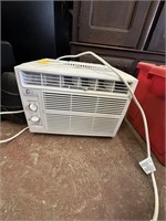 PERFECT AIRE AIR CONDITIONER