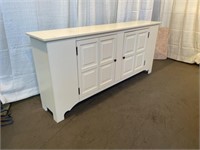 White-painted Modern TV Stand