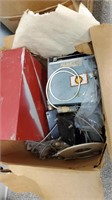 BOX OF ELECTRICAL ITEMS