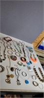 LOT OF COSTUME JEWELRY