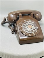 brown rotary dial phone