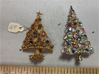 2 vintage Christmas tree brooches
