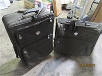 (2) Verdi Green Luggage Suit Cases