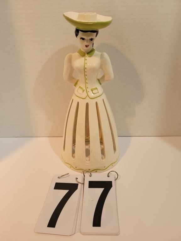 White W/ Light Green Dot Border Napkin Doll