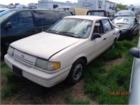 1992 Ford Tempo GL