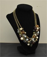 Vintage Avon "Sha" necklace
