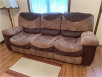 Reclining couch (nice)