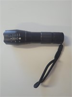 LED Flashlight Zoomable