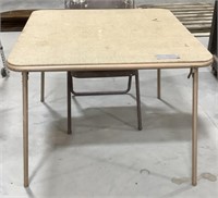 Cosco card table w/ 1 metal folding chair