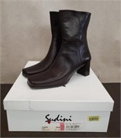 Pair of New Sudini Sz 7.5N Joan Boots in Chocolate