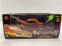 RACING CHAMPIONS LOW RIDERS LIMITED EDTION 1:24