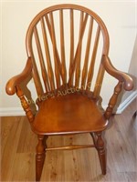 Bow back windsor chair