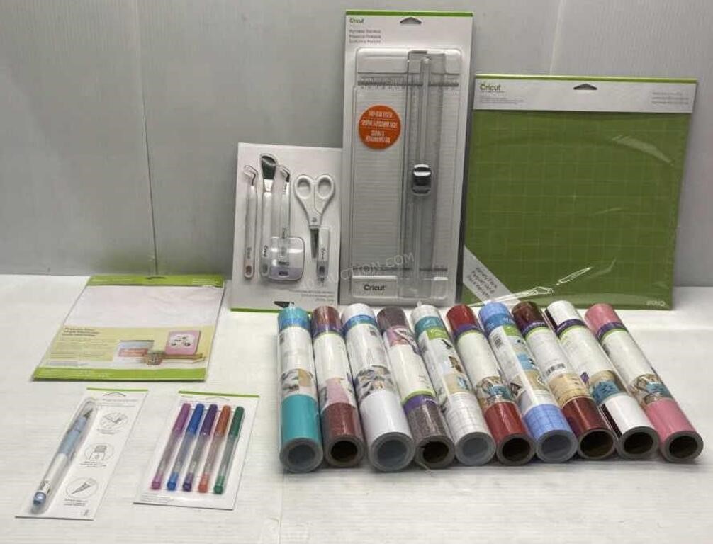 Lot of 16 Cricut Art & Craft Products - NEW $$$