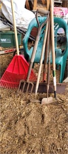 Handtools- shovel, hoe, rake, spade, etc