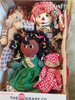 Lot of rag dolls
