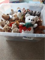 Lot of assorted stuffed animals