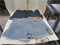 2 New Women's Sz 18 Levi's