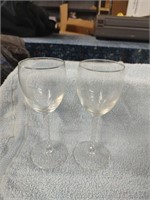 Lot of 2 Matching Wine Glasses