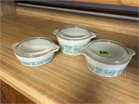 Vintage Pyrex Amish Butterprint Casseroles w/Lids