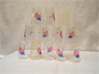 (11) Plastic Water Cups 1976 American