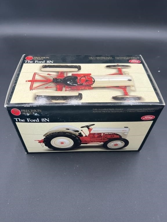 1:16 Scale Ford 8N