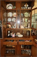 CONTENTS OF CABINET IN KITCHEN - MUGS, HOLIDAY