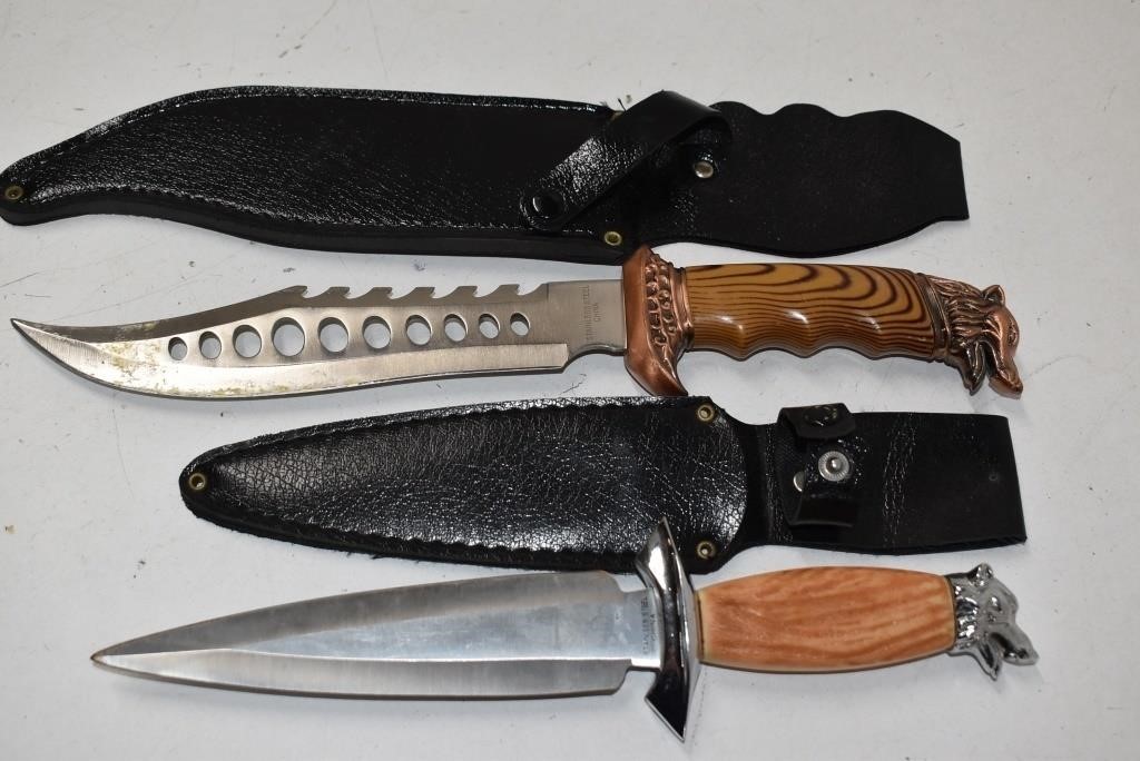 Two Wolf Theme Dagger Knives with Sheaths