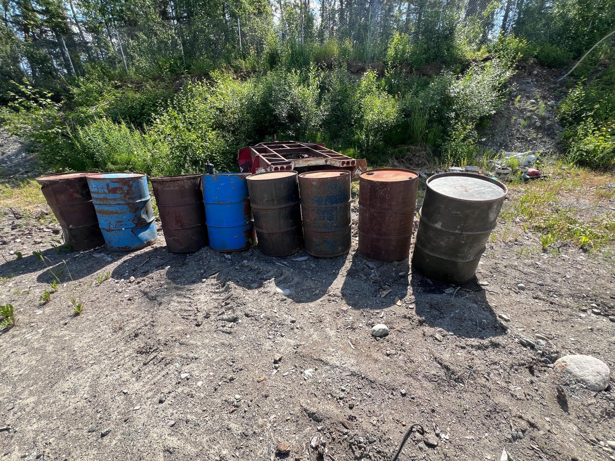 8x 55 Gallon barrels