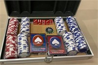 New in hard shell case poker set includes two