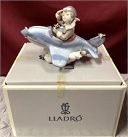Lladro Over The Clouds #05697 In Box