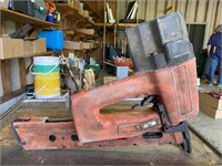 old pneumatic spot nails nailer