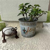 Lot  Of Two Outdoor Unusual Decor