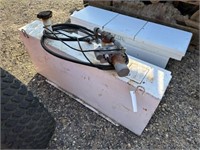 625) 105-gal fuel tank with fuel pump- works