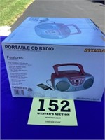 Sylvania portable cd radio nib
