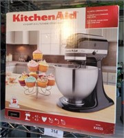 KITCHEN AID STAND MIXER NEW IN BOX