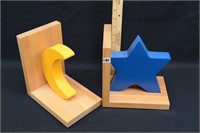 WOODEN BOOK ENDS