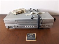 Magnavox CMWV 405 Video Cassette Recorder