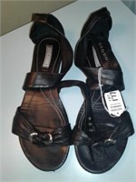Ladies Shoes Vic Matie Sandals Flats Size 9