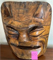 W - VINTAGE CARVED WOOD MASK 13.5"T (C15)