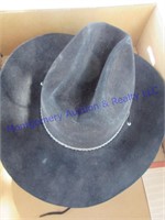 WESTERN HAT