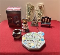 Group of decorative items